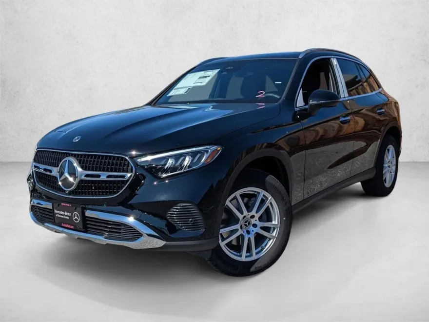 2025 Mercedes Benz GLC 300 4MATIC photo 1