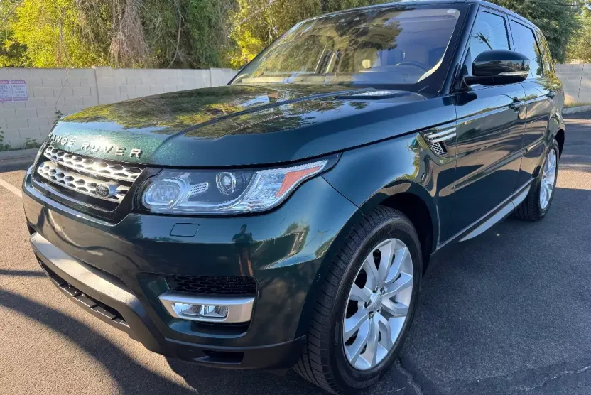 2017 Land Rover Range Rover Sport SuperCharged HSE photo 1