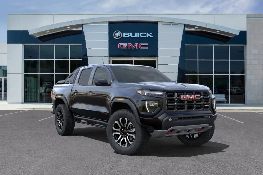 2025 Gmc Canyon AT4 photo 1