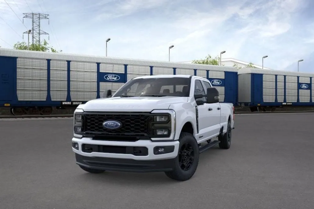 2026 Ford F-250 photo 1