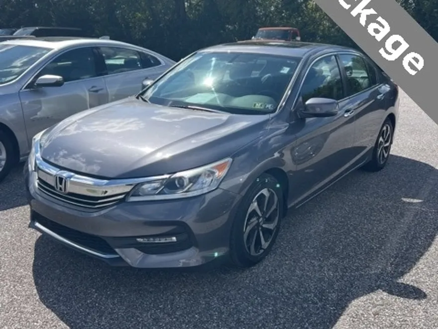 2017 Honda Accord EX-L photo 1