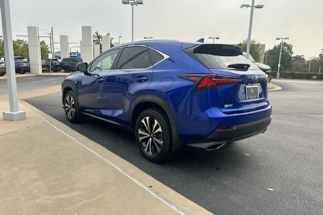 2021 Lexus NX 300 F SPORT photo 1
