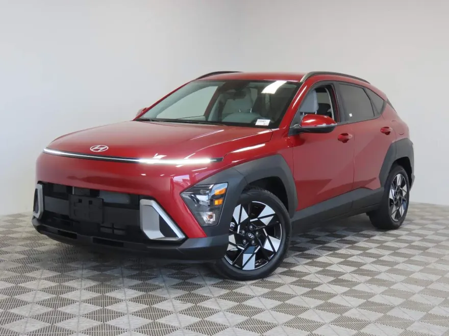 2024 Hyundai Kona SEL photo 1