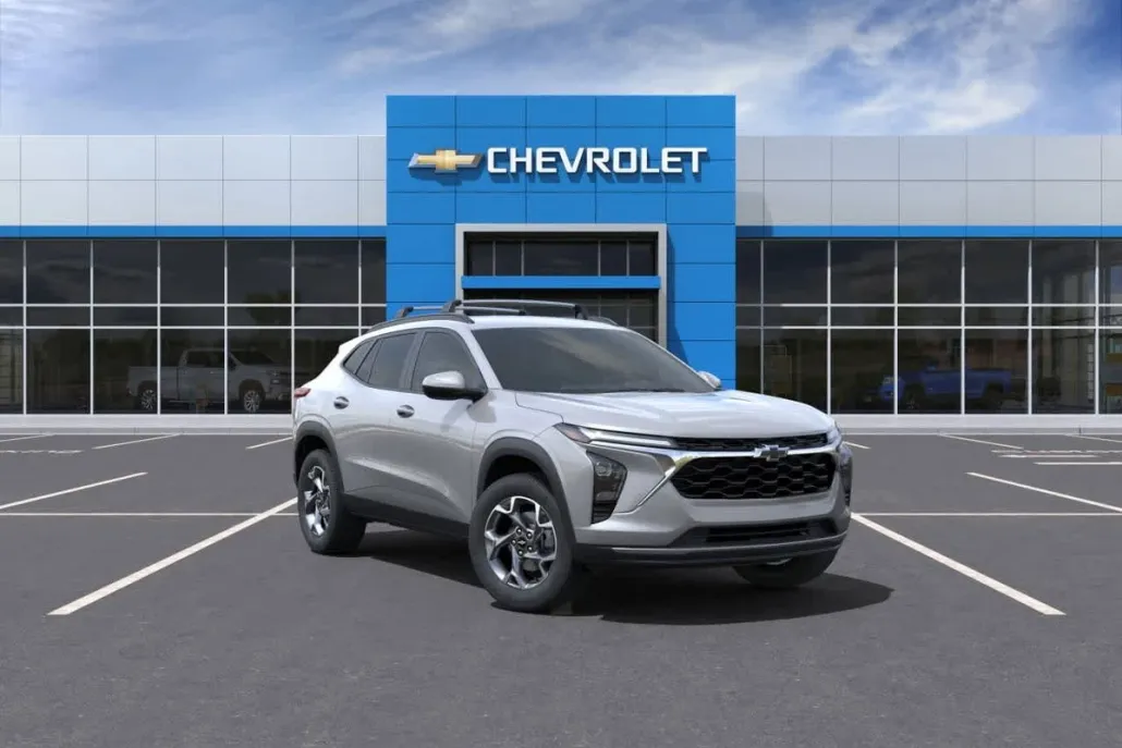 2025 Chevrolet Trax LT photo 1