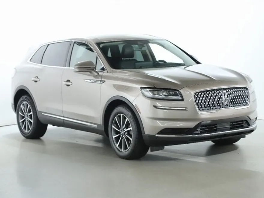 2021 Lincoln Nautilus Standard photo 1