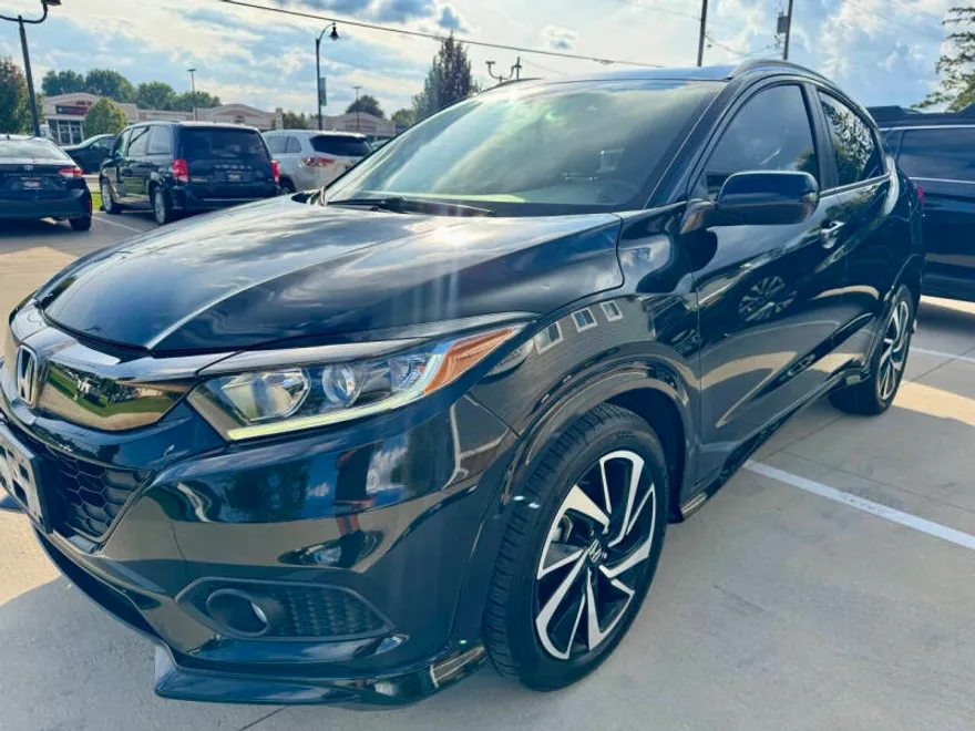 2019 Honda HR-V Sport photo 1