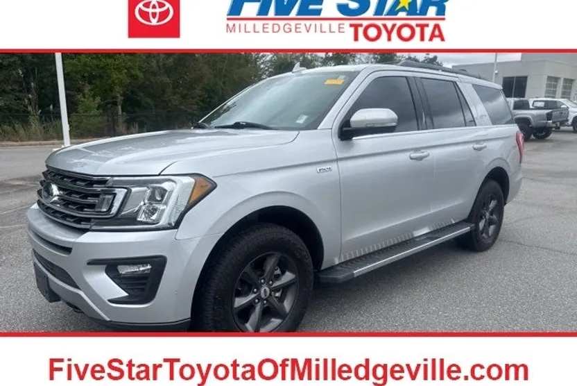 2019 Ford Expedition XLT photo 1