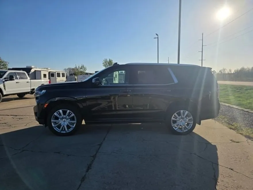2021 Chevrolet Tahoe High Country photo 1