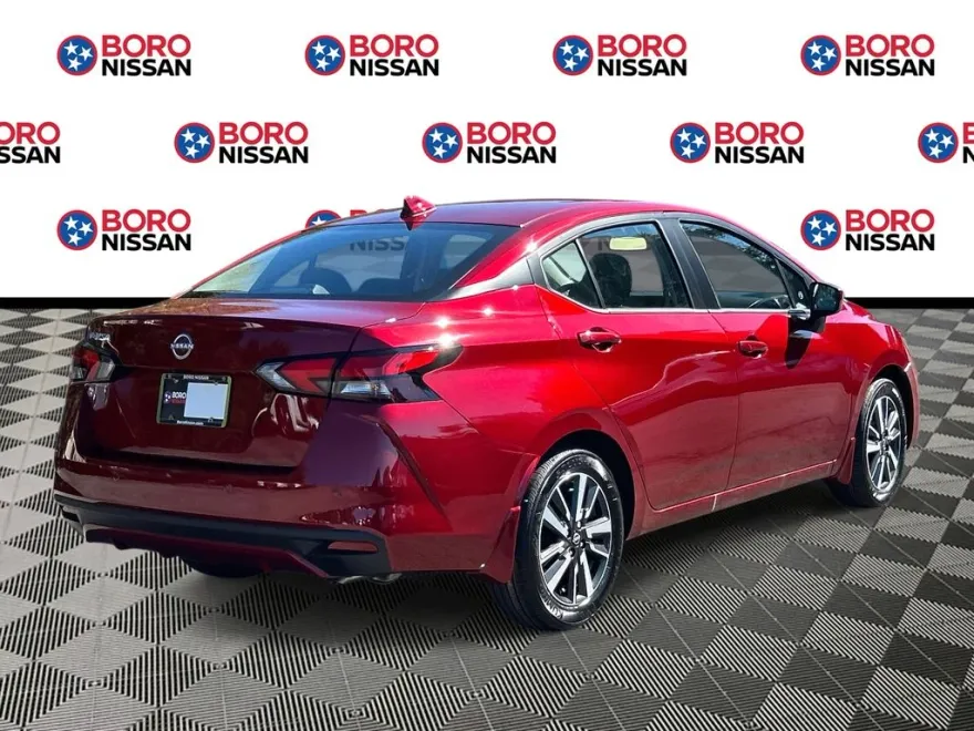 2025 Nissan Versa 1.6 SV photo 1