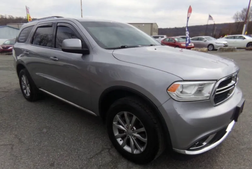 2018 Dodge Durango SXT Plus photo 1