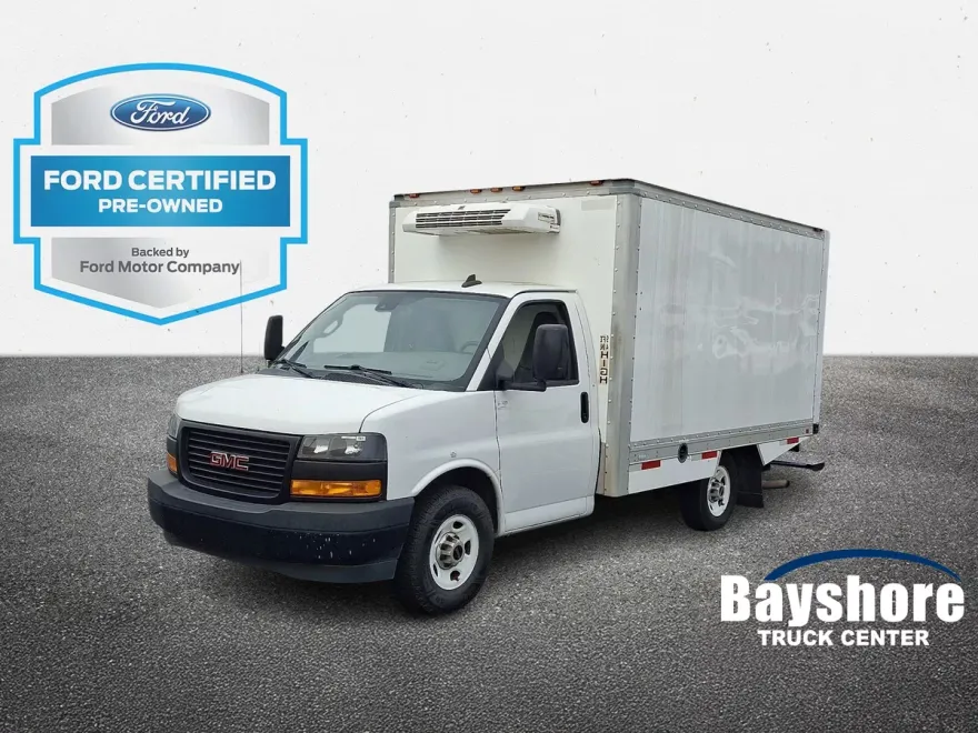 2020 Gmc Savana 3500 Cutaway photo 1