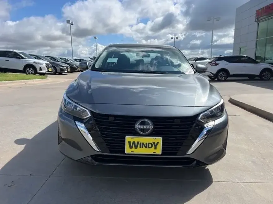 2025 Nissan Sentra S photo 1