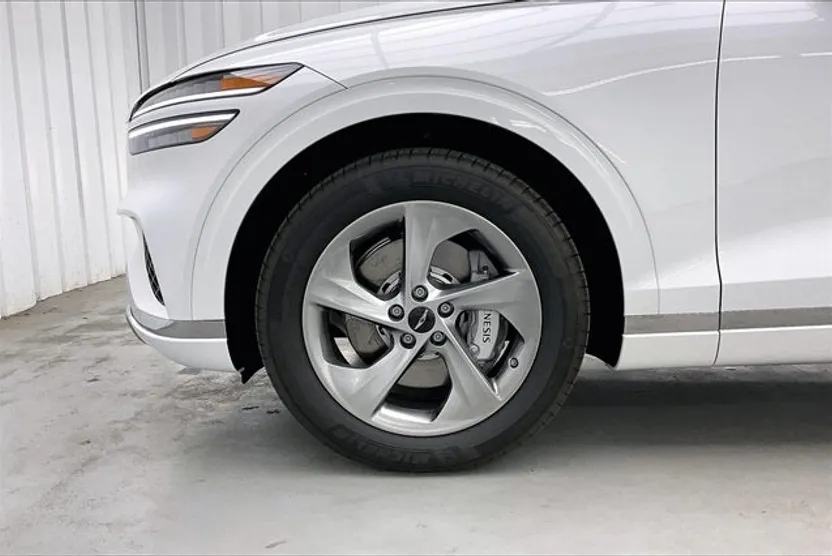 2026 Genesis GV70 2.5T Select photo 1