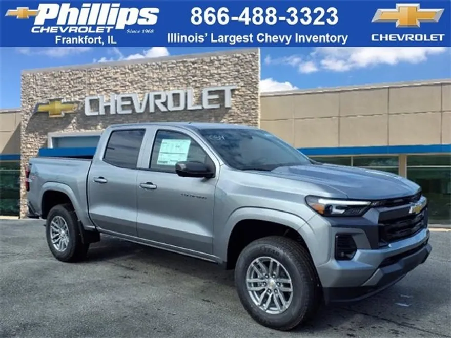 2025 Chevrolet Colorado Work Truck LT photo 1