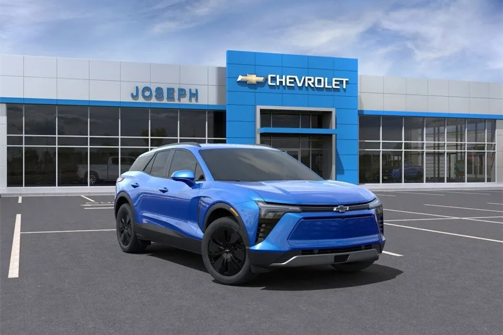 2025 Chevrolet Blazer EV photo 1