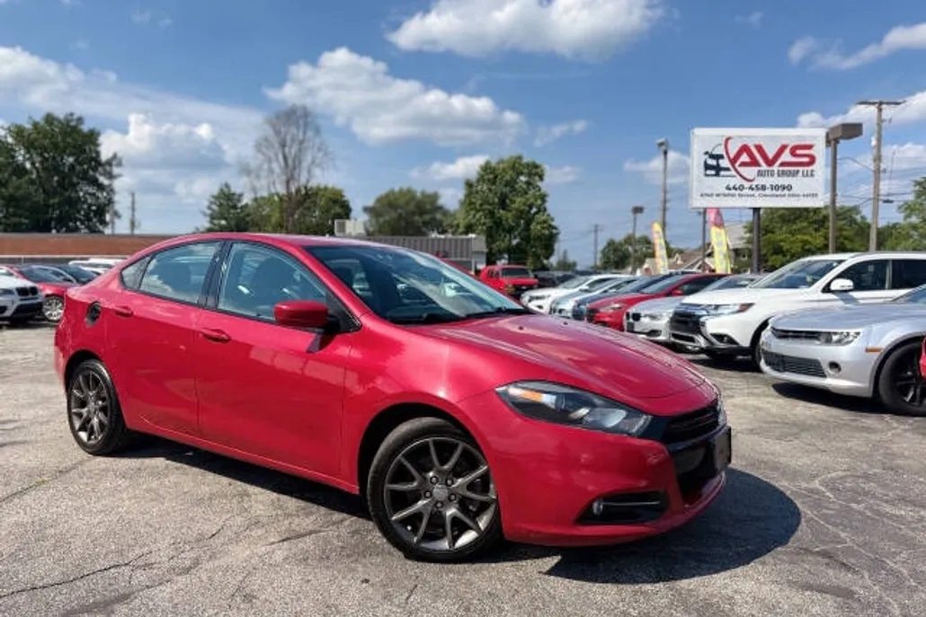 2013 Dodge Dart SXT photo 1