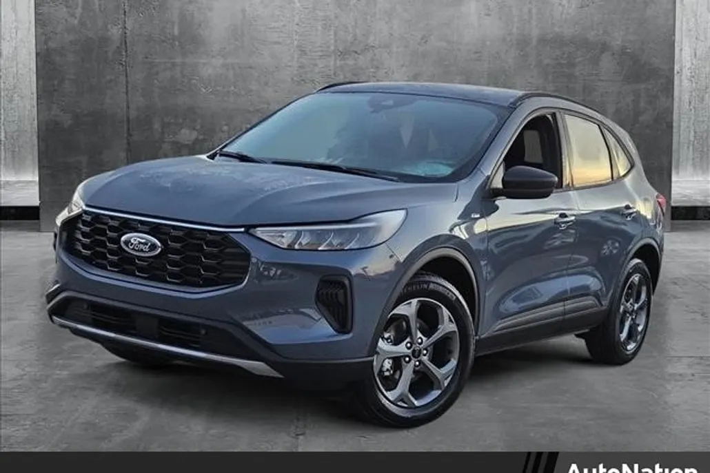 2025 Ford Escape ST-Line photo 1