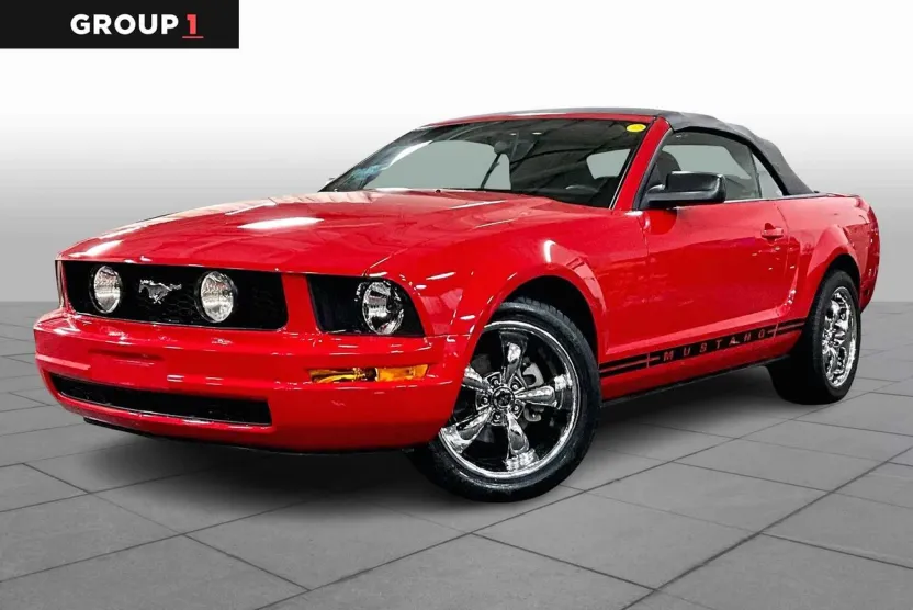 2006 Ford Mustang Convertible photo 1