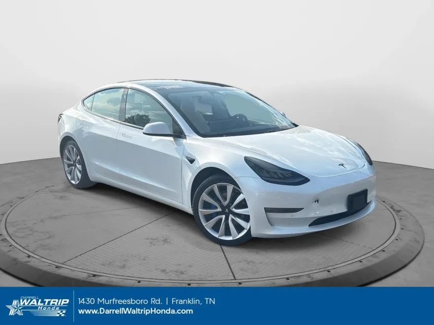 2020 Tesla Model 3 Long Range photo 1