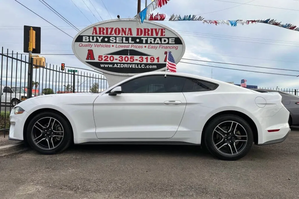 2020 Ford Mustang EcoBoost Premium photo 1