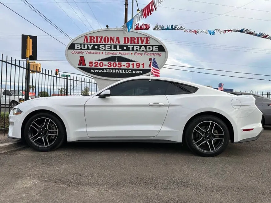 2020 Ford Mustang EcoBoost Premium photo 1