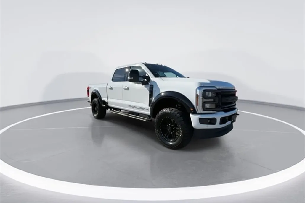 2024 Ford F-250 Lariat photo 1