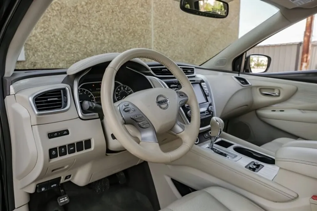 2018 Nissan Murano Platinum photo 1