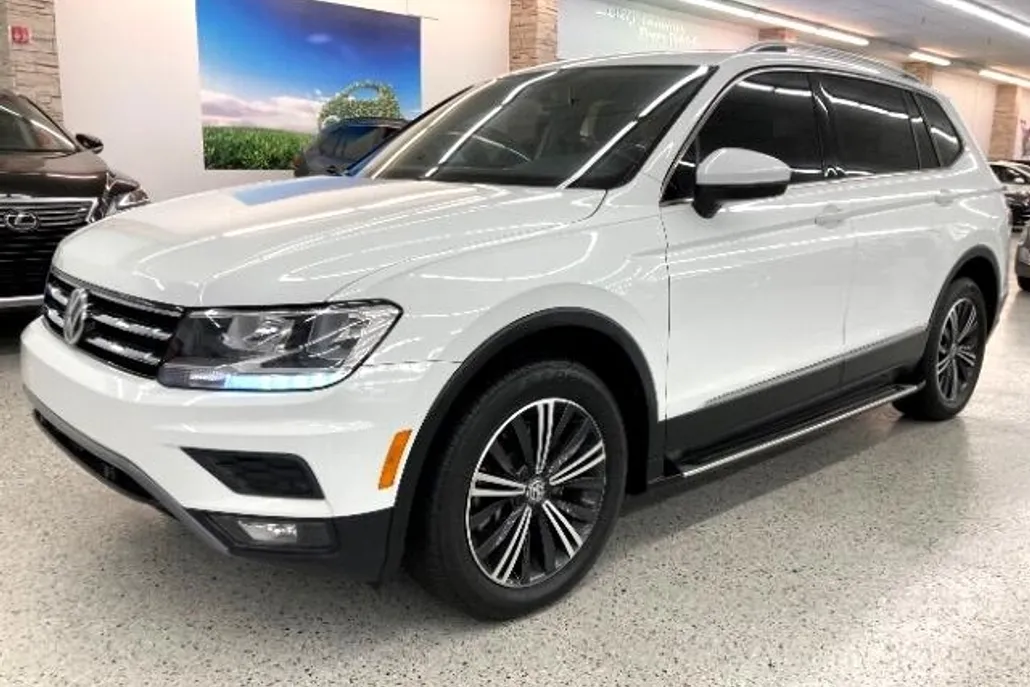 2019 Volkswagen Tiguan SE photo 1