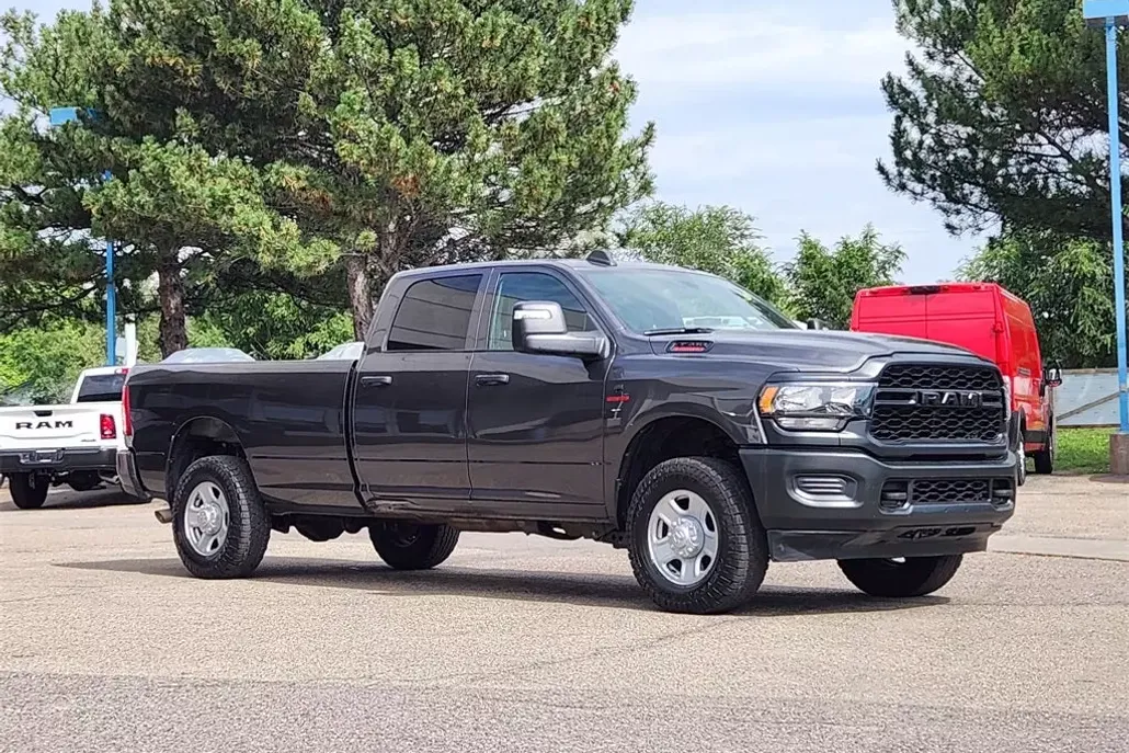 2024 Ram 3500 Tradesman photo 1