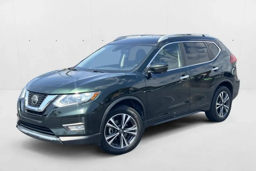 2019 Nissan Rogue SV photo 1