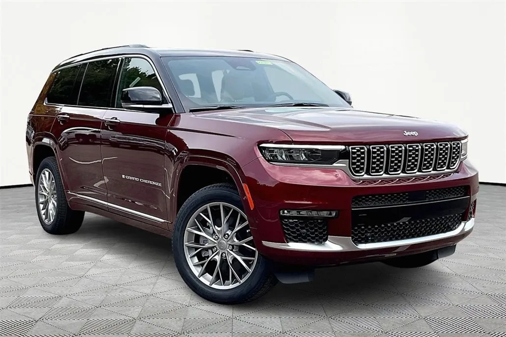 2025 Jeep Grand Cherokee L Summit photo 1