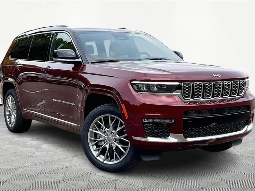 2025 Jeep Grand Cherokee L Summit photo 1