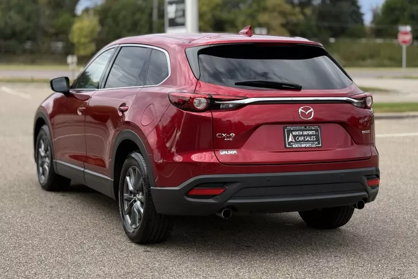 2021 Mazda CX-9 Touring photo 1