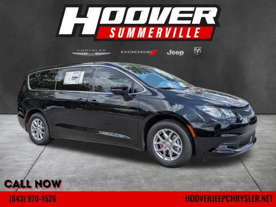 2026 Chrysler Voyager LX photo 1