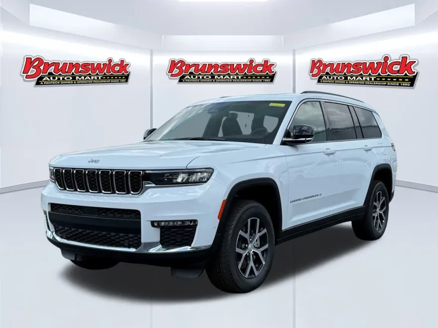 2025 Jeep Grand Cherokee Limited photo 1