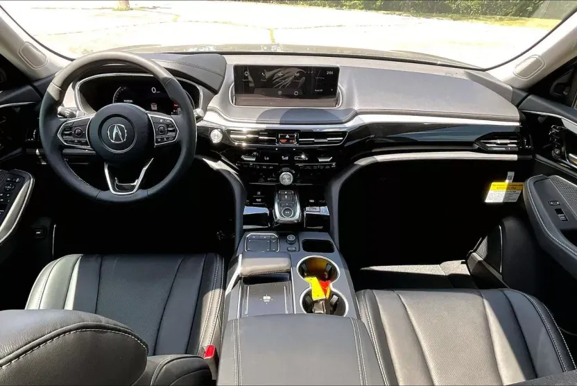 2024 Acura MDX SH-AWD Technology photo 1