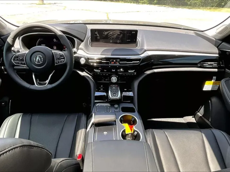 2024 Acura MDX SH-AWD Technology photo 1