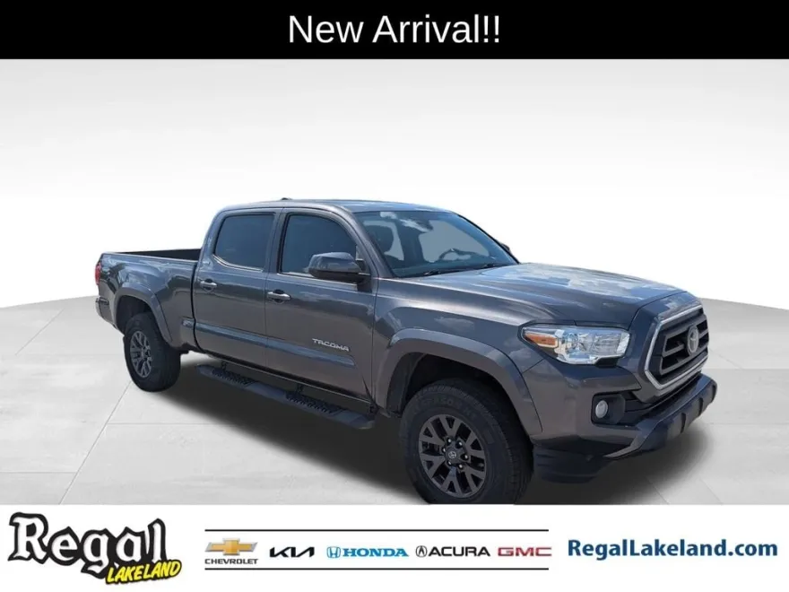 2021 Toyota Tacoma SR5 photo 1