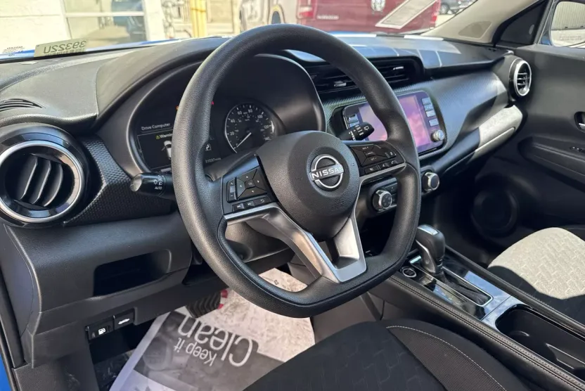 2024 Nissan Kicks SV photo 1
