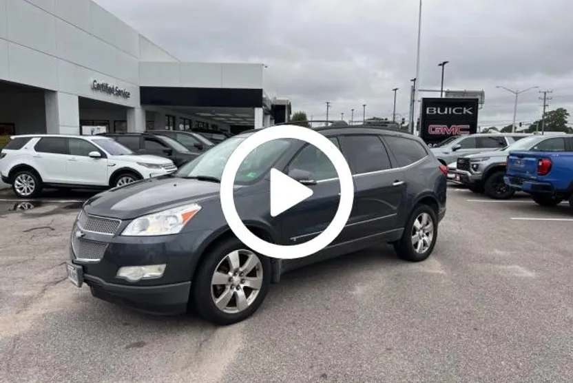 2009 Chevrolet Traverse LTZ photo 1