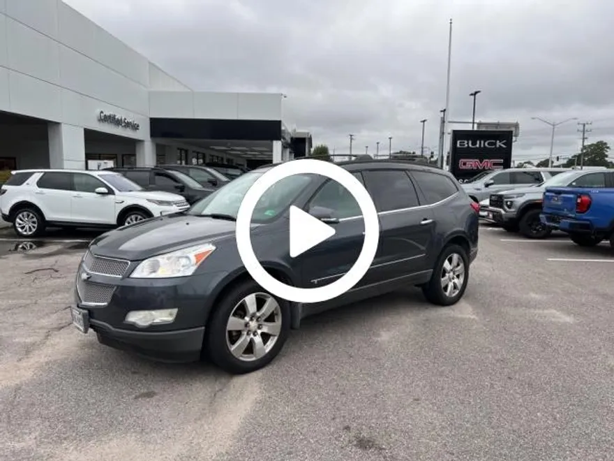 2009 Chevrolet Traverse LTZ photo 1