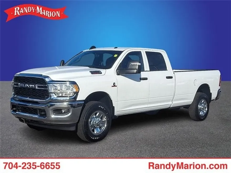 2023 Ram 3500 Tradesman photo 1