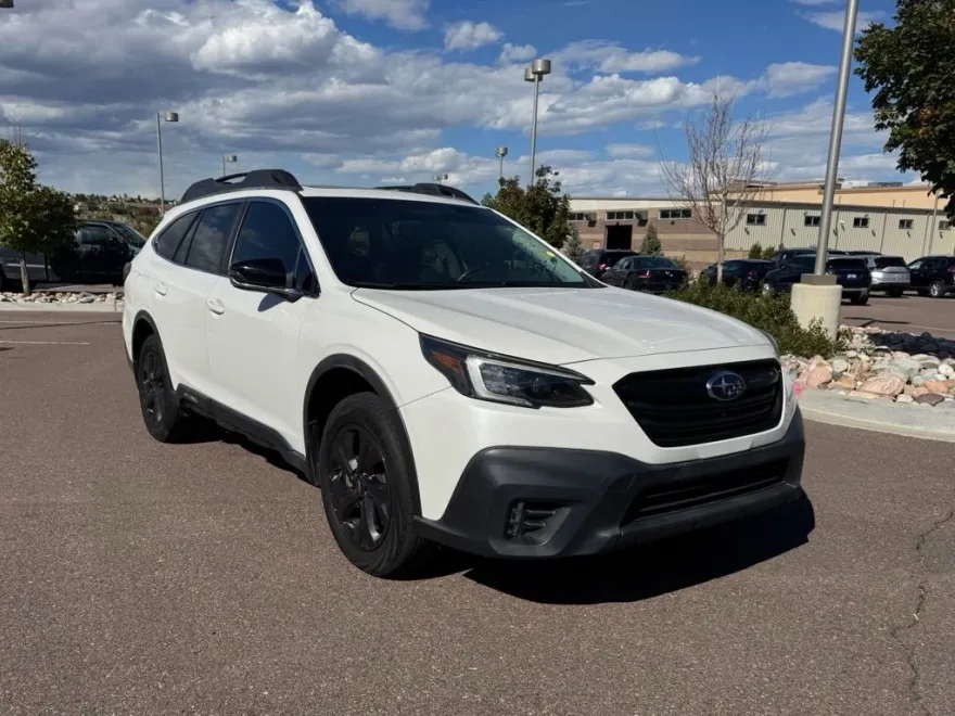 2020 Subaru Outback Onyx Edition XT photo 1