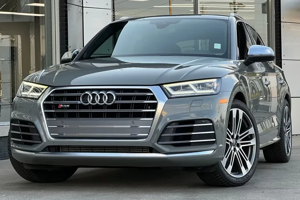 2019 Audi SQ5 Premium Plus photo 1