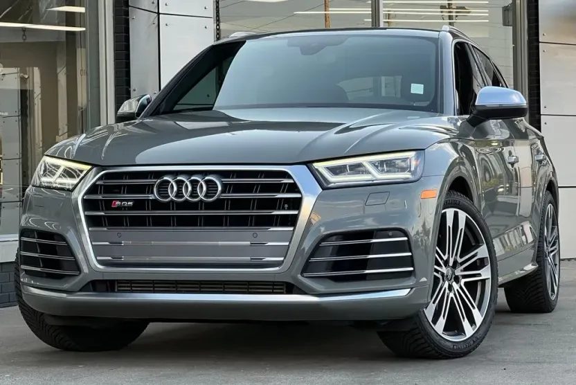 2019 Audi SQ5 Premium Plus photo 1