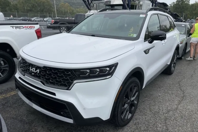2023 Kia Sorento X-Line SX Prestige photo 1