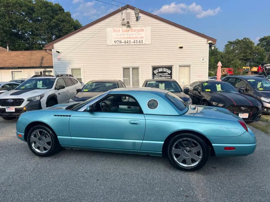 2002 Ford Thunderbird Deluxe photo 1