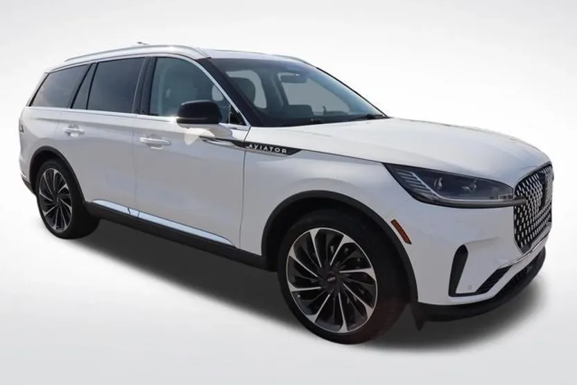 2025 Lincoln Aviator Reserve photo 1