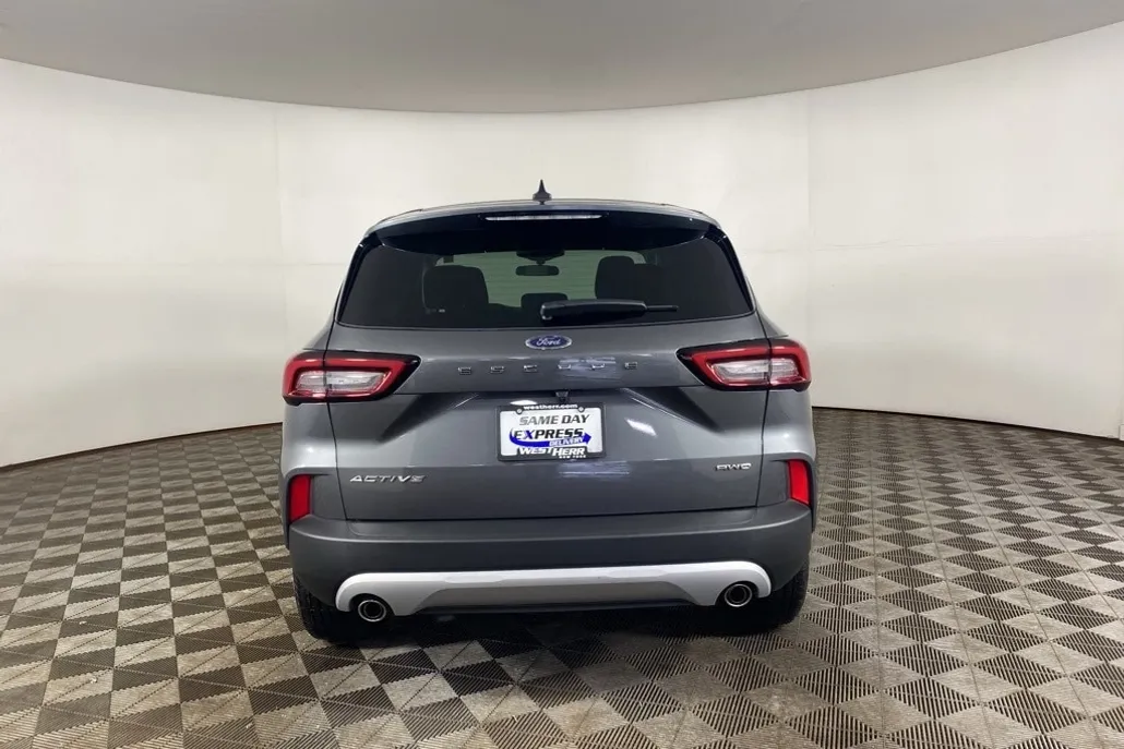 2025 Ford Escape Active photo 1