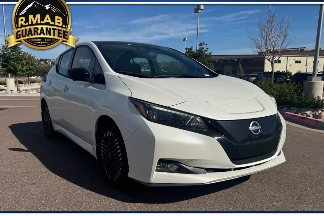 2024 Nissan Leaf SV Plus photo 1
